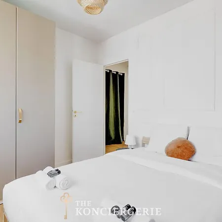 Duplex Prestigieux A Deux Pas De La Tour Eiffel Apartment Paris